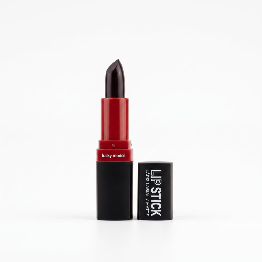 Lucky Model Dark Retro Long-Lasting Black Matte Lipstick