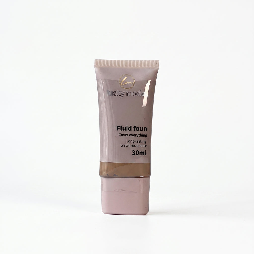 Lucky Model Fluid Foundation - Cover Everything (30ml)