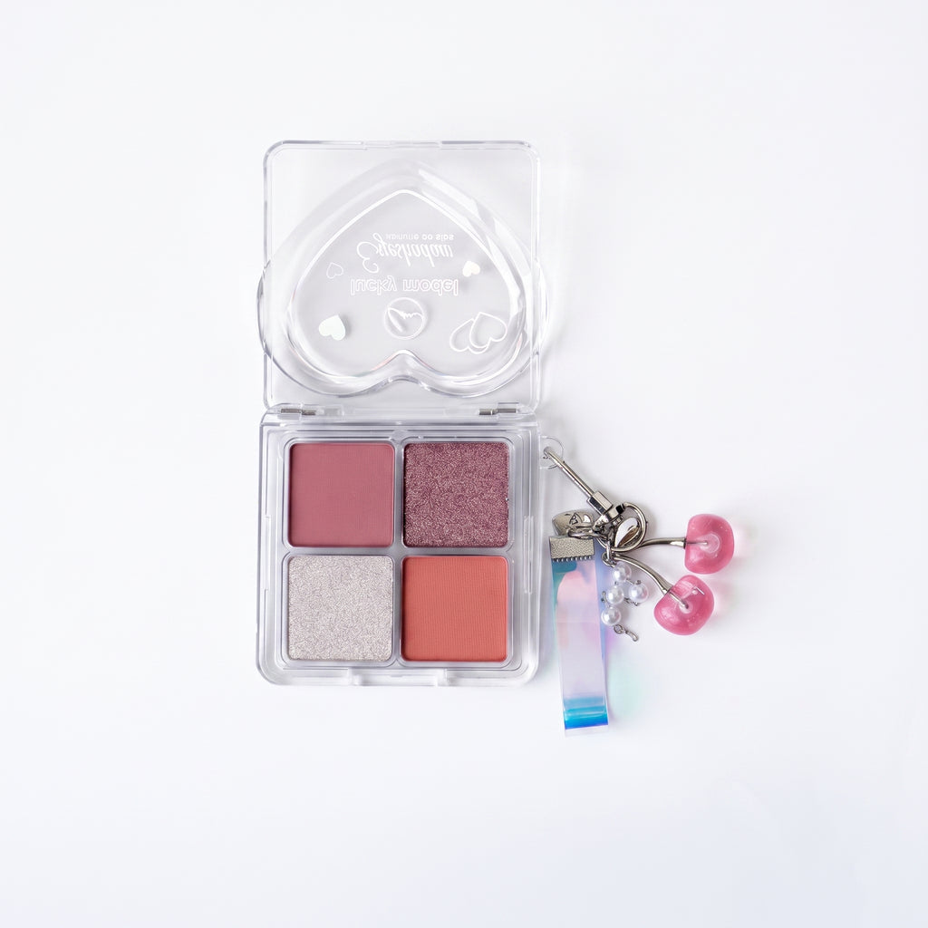 Lucky Model 4-Color Heart Eyeshadow Palette